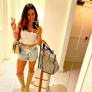 Meet your Posher, Alisha